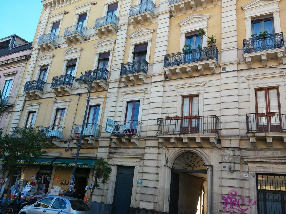 A Due Passi Bnb Catania Exterior photo